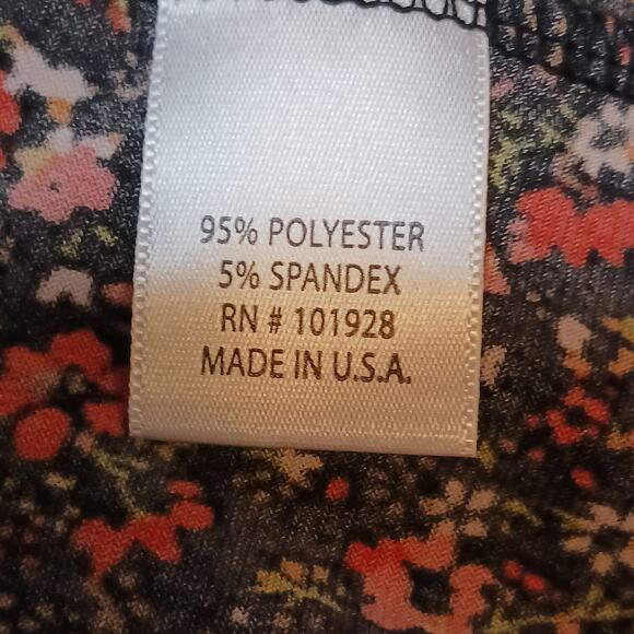 Lucy & Laurel Women's Medium Black and Red Floral Blouse with Flutter Sleeves - Picture 3 of 7